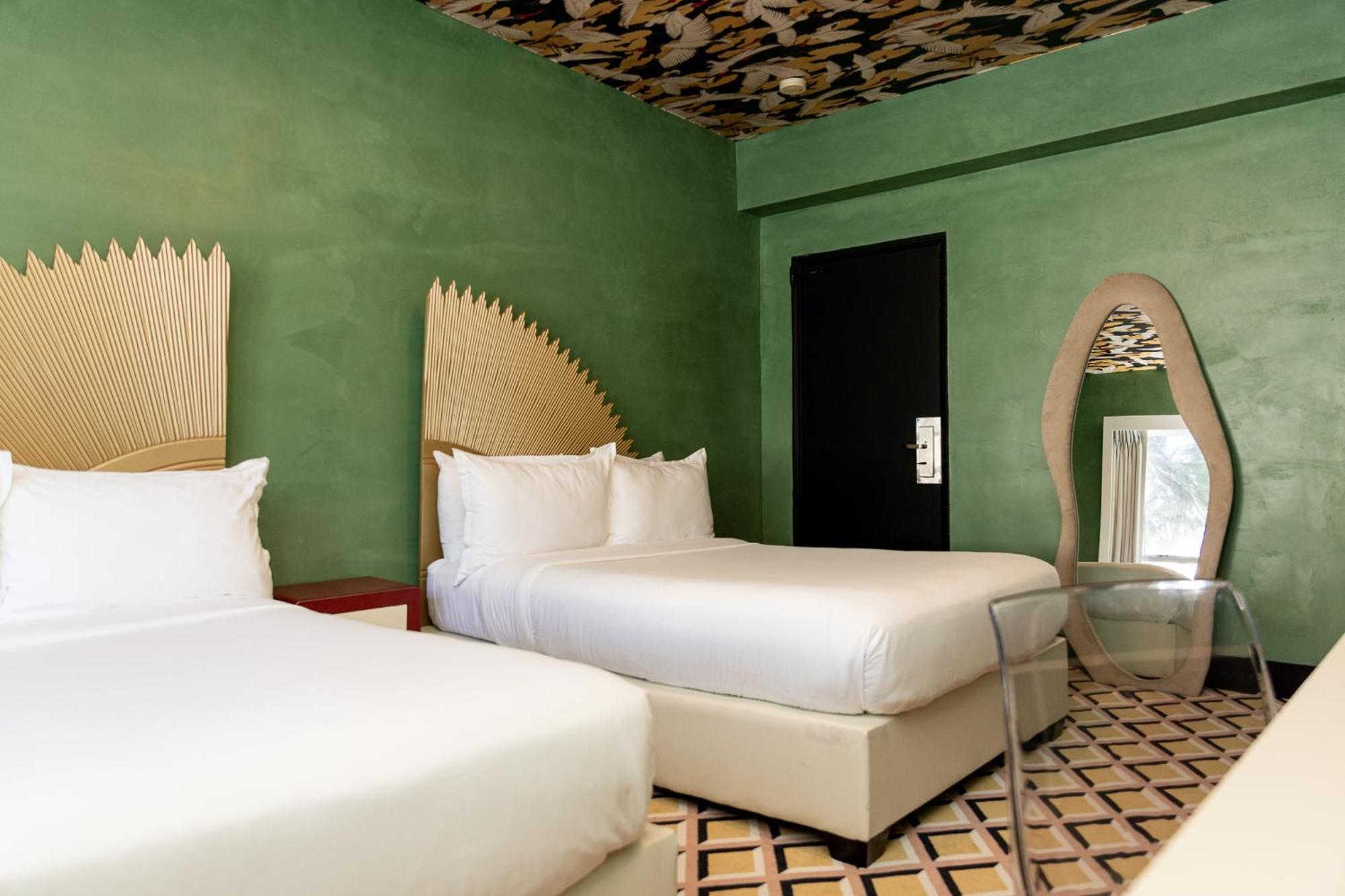 מיאמי ביץ' Crest Hotel Suites מראה חיצוני תמונה
