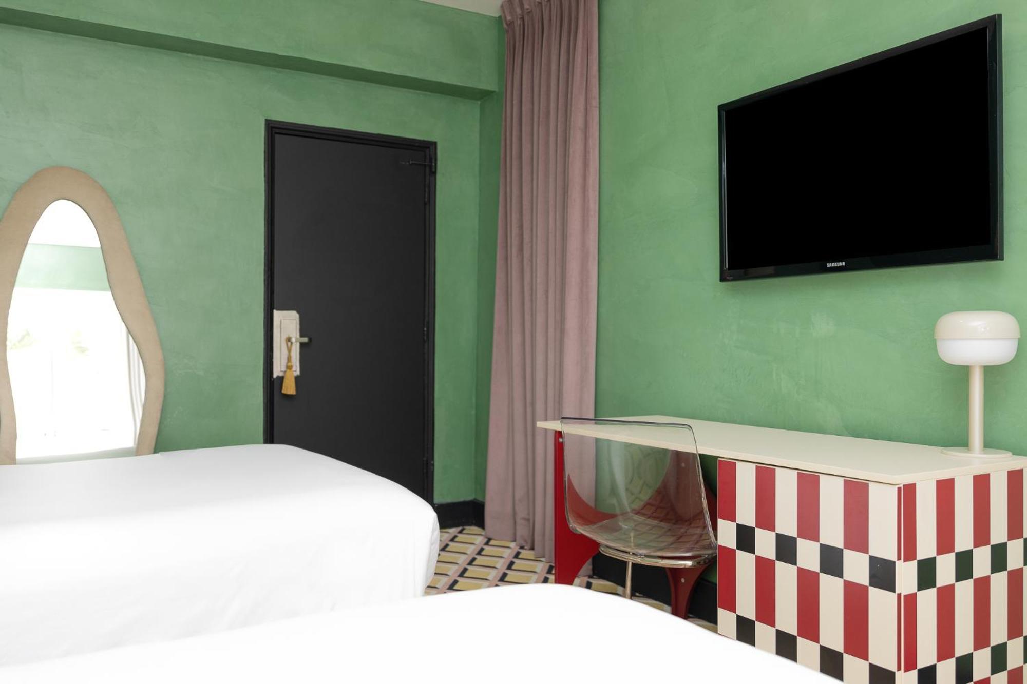 מיאמי ביץ' Crest Hotel Suites מראה חיצוני תמונה